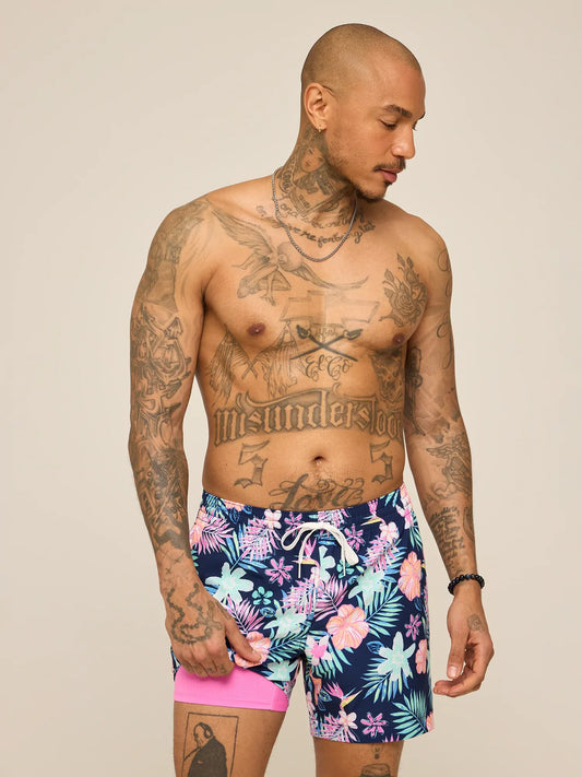 The Tropic Like Its Hots 5.5" (Classic Lined Swim Trunk)